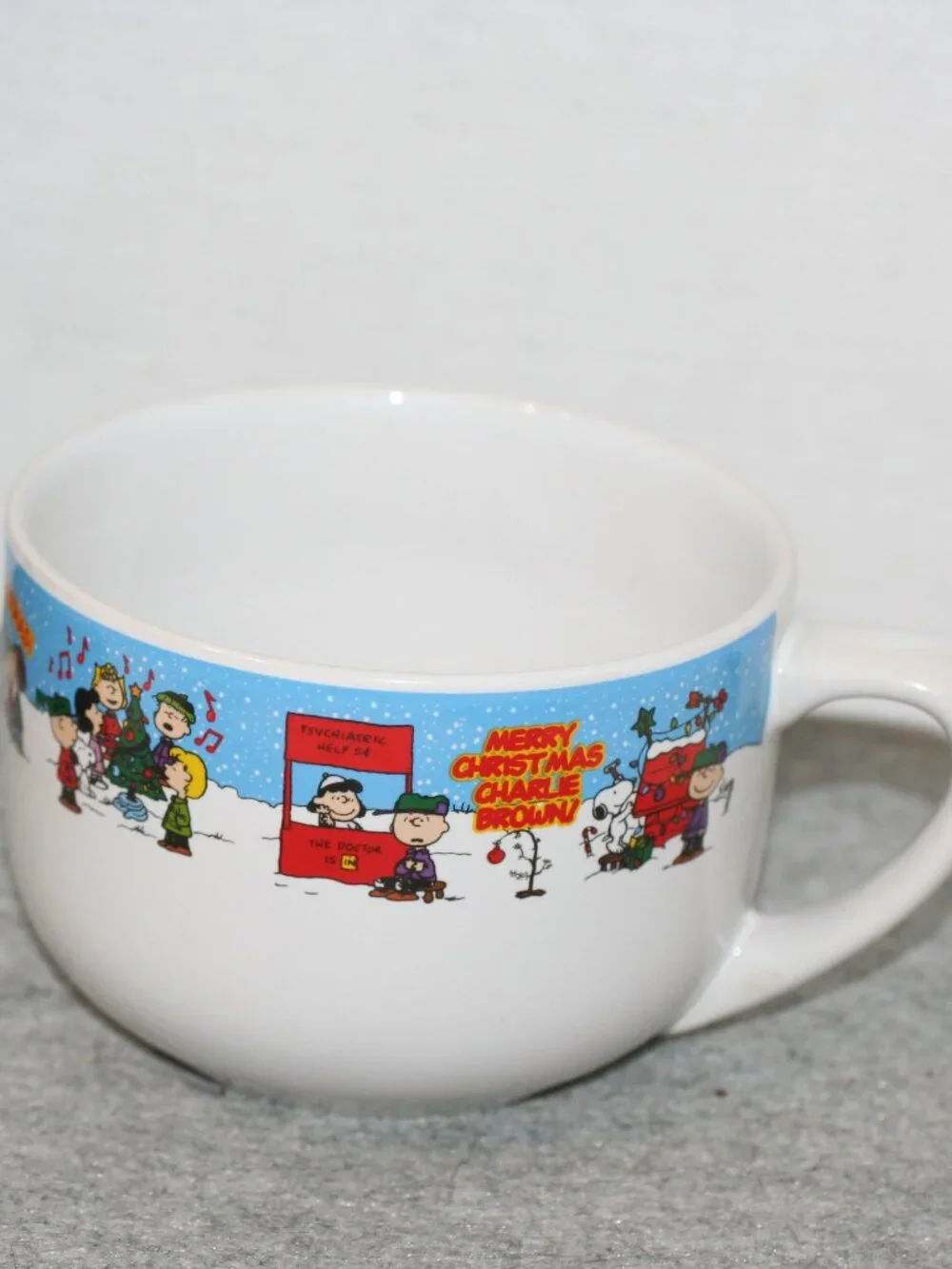 Peanuts Merry Christmas Charlie Brown Ceramic Coffee Mug 20 oz